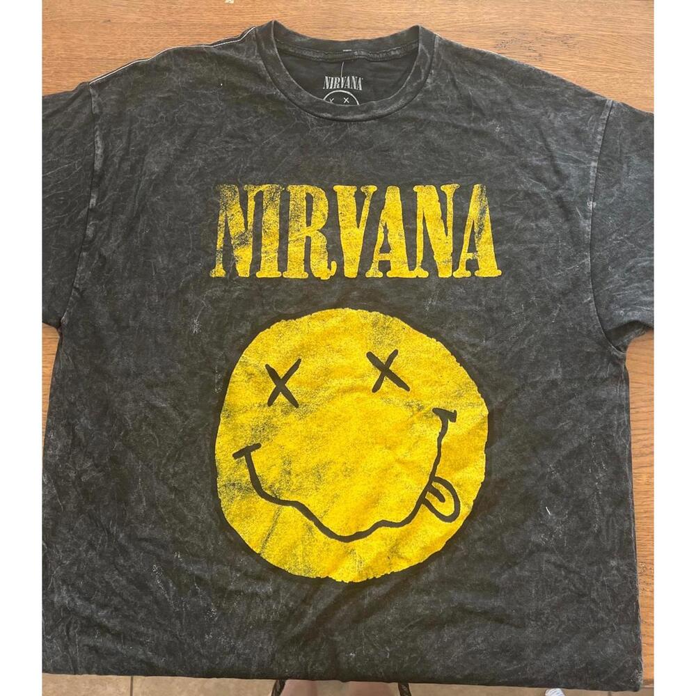 Nirvana Vintage Smiley Face T-Shirt - Black - XL